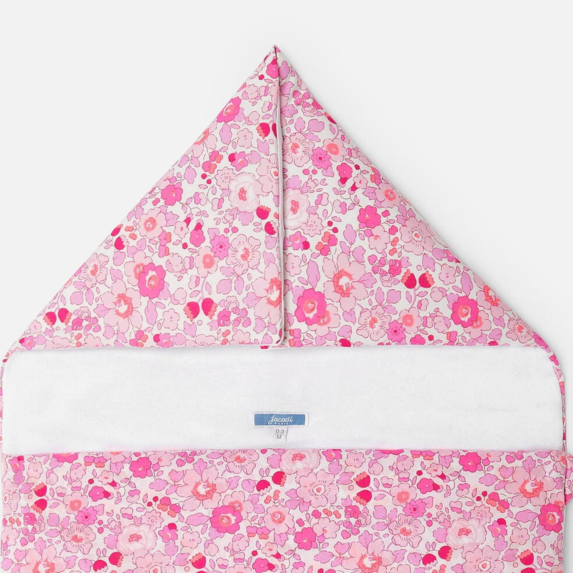 Jacadi Paris Çiçek Desenli Pamuklu Kapüşonlu Kız Bebek Bebek Yuvası