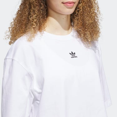  adidas Originals Ess  Beyaz Kadın T-Shirt