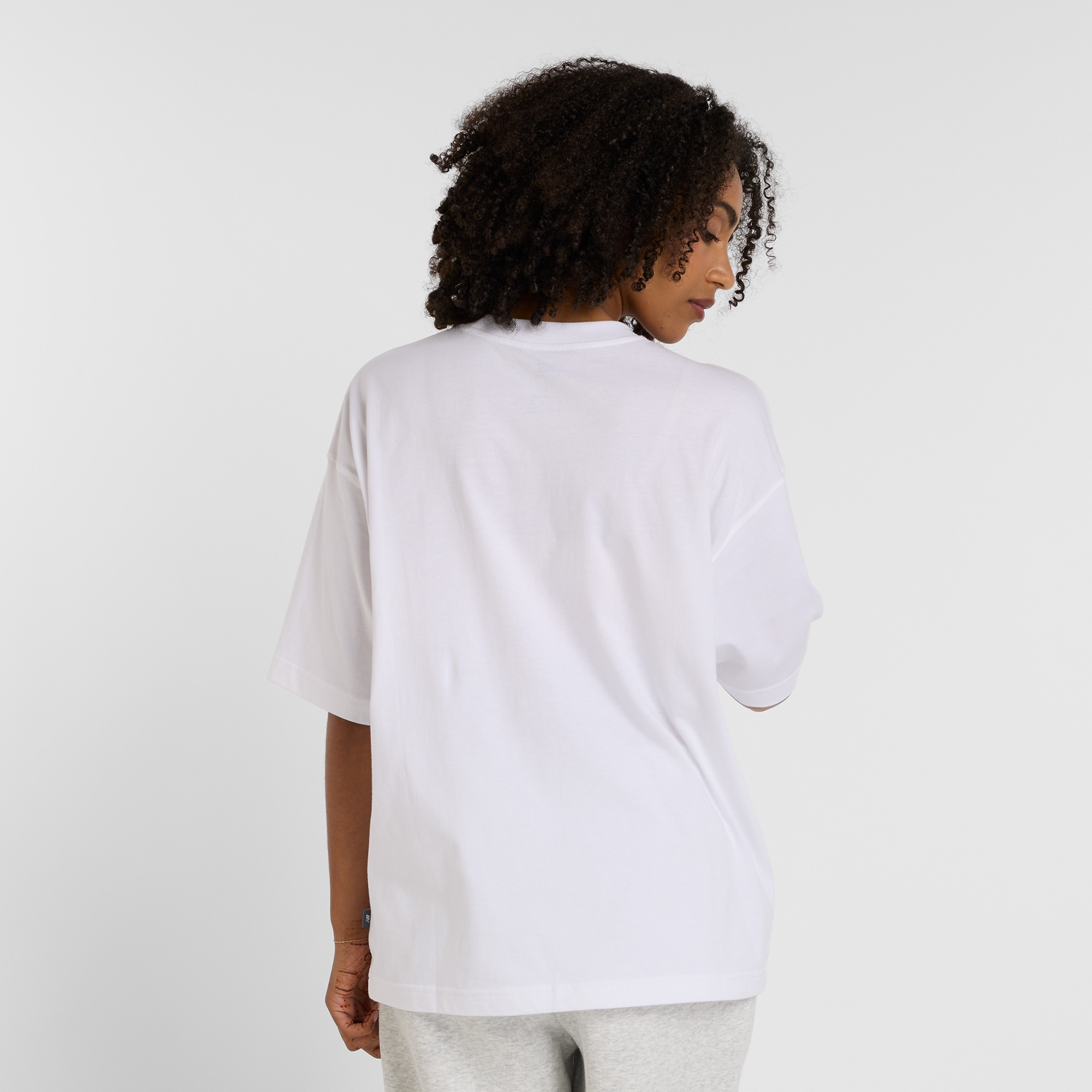 New Balance WT43556 Kadın Beyaz T-Shirt