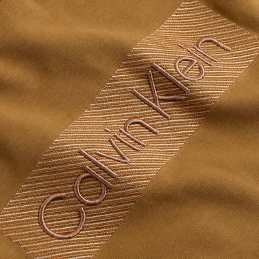  Calvin Klein Erkek Kahverengi T-Shirt
