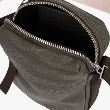  Calvin Klein Cargo Reporter S Erkek Gri El Çantası