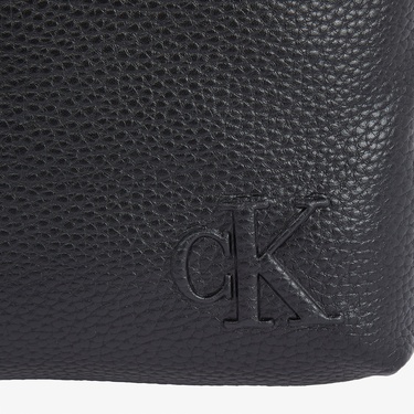  Calvin Klein Cargo Reporter S Erkek Siyah El Çantası