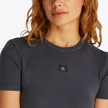 Calvin Klein Kadın Gri T-Shirt
