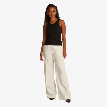  Calvin Klein Graphic Slim Kadın Siyah Kolsuz T-Shirt