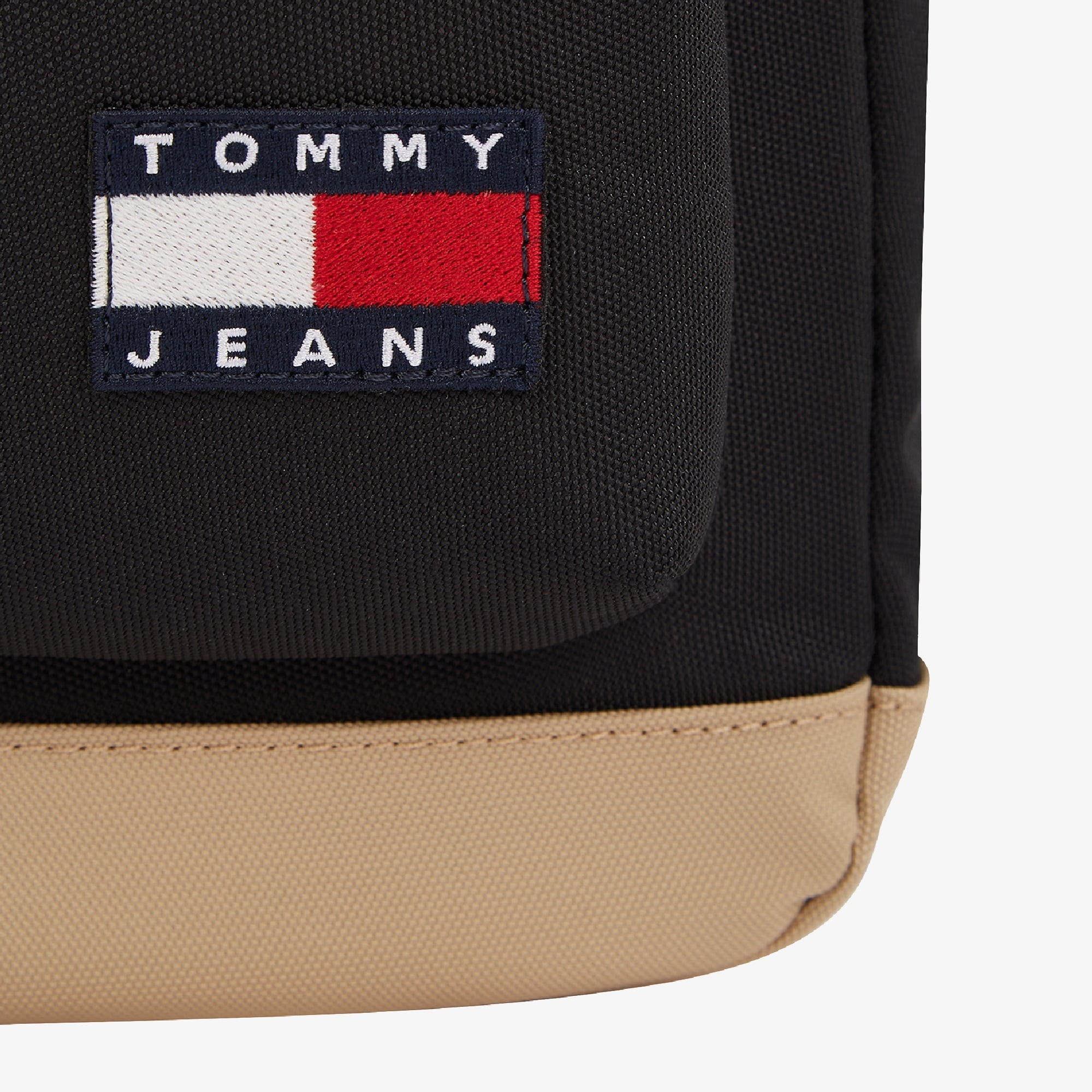 Tommy Hilfiger Ess Daily Dome Erkek Siyah Sırt Çantası