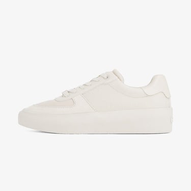  Calvin Klein Kadın Krem Sneaker