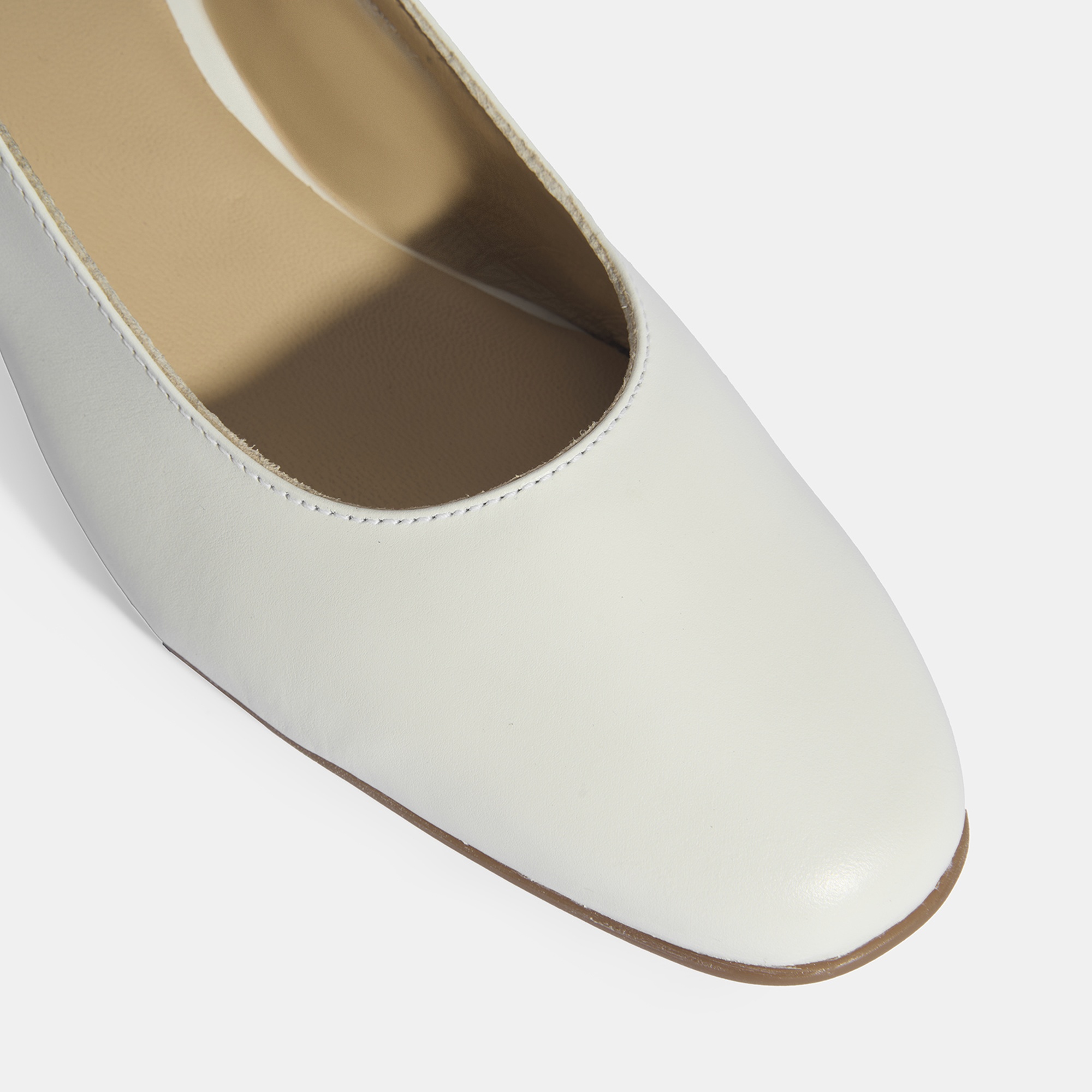 Kadın Beyaz Ayarlanabilir Tokalı DesaComfort Deri Topuklu Ayakkabı