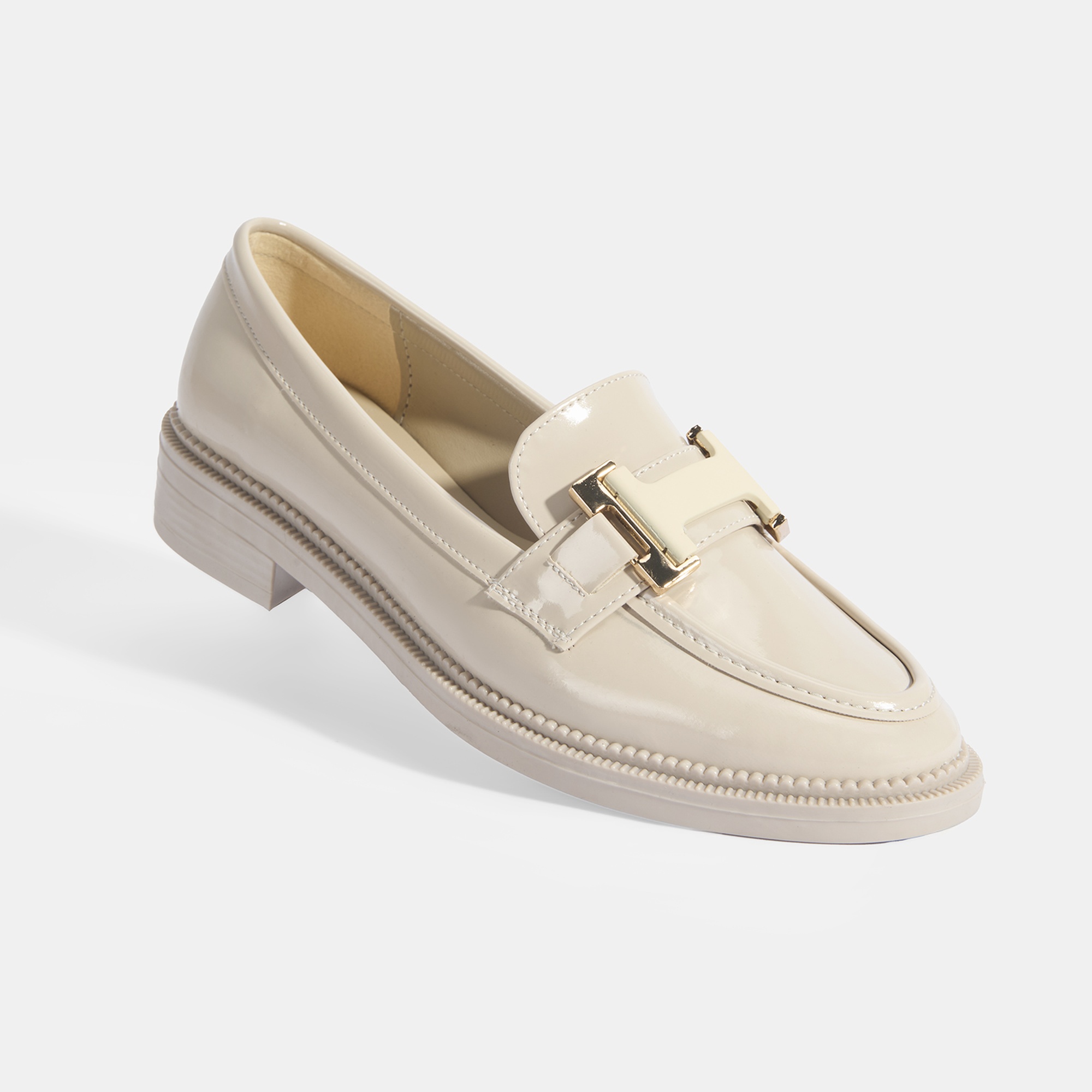 Kadın Bej Toka Aksesuarlı Günlük Ayakkabı