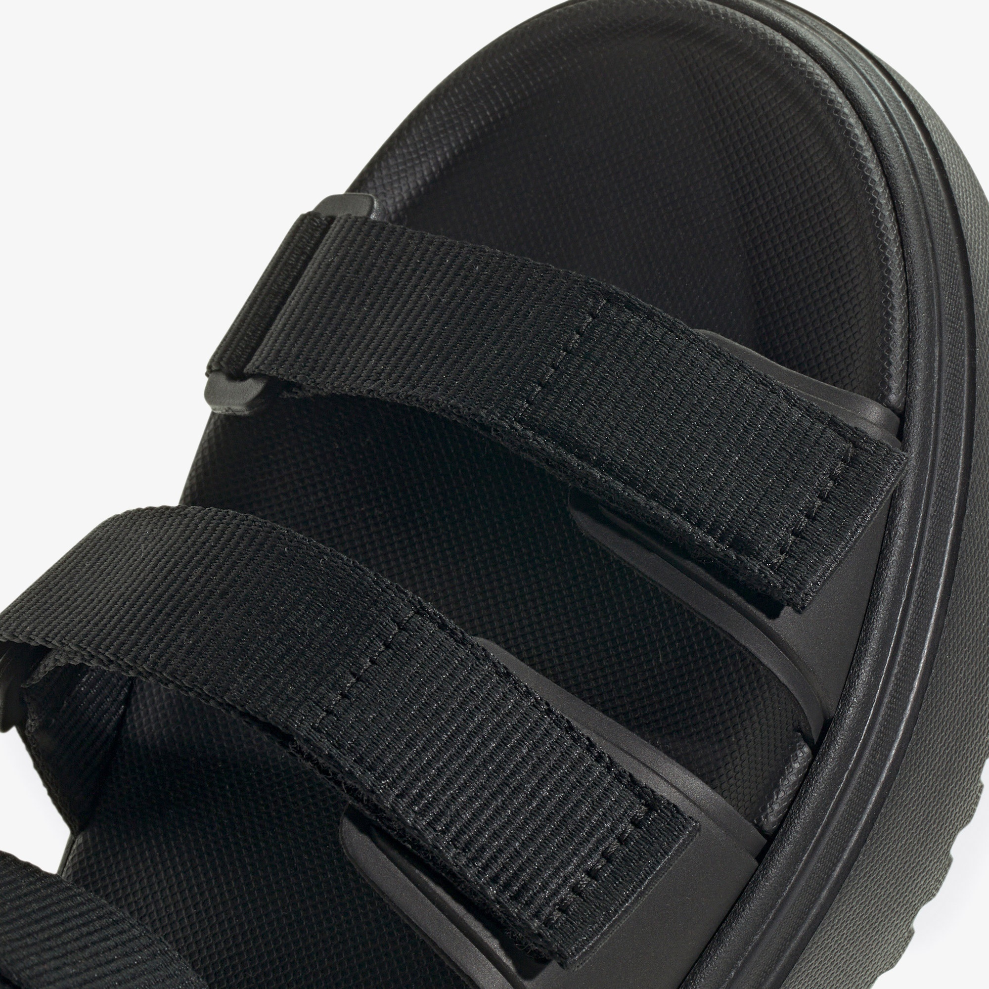 adidas Slyn Kadın Siyah Sandalet