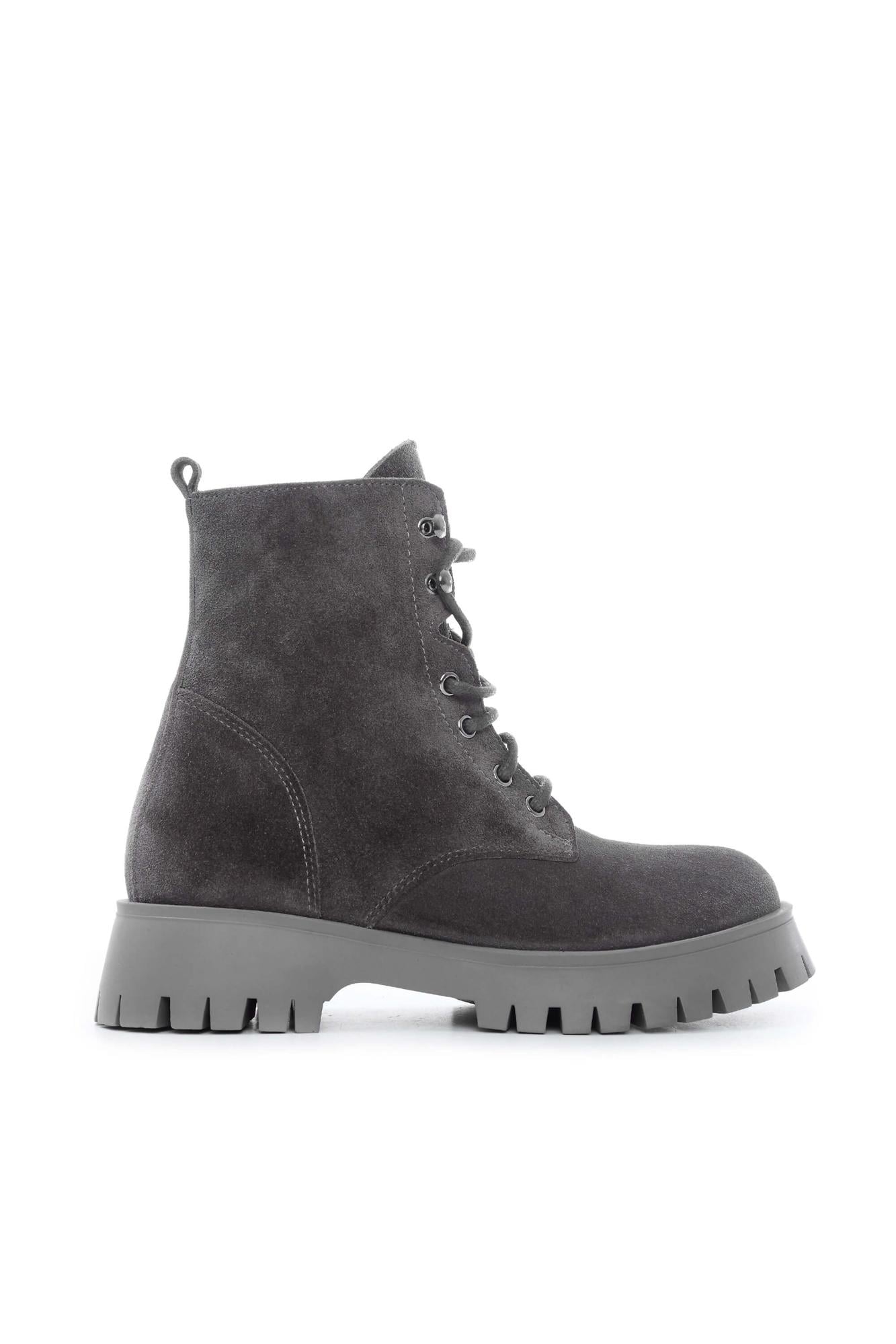  Tamer Tanca Kadın Hakiki Deri Gri POSTAL Bot