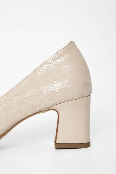  Tamer Tanca Kadın Vegan Bej Topuklu Ayakkabı