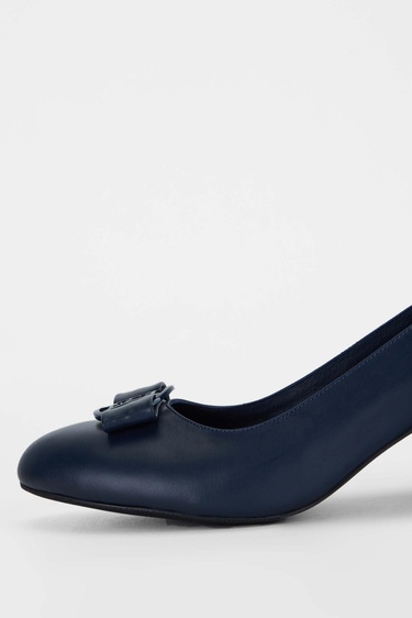  Tamer Tanca Kadın Hakiki Deri Lacivert Topuklu Ayakkabı