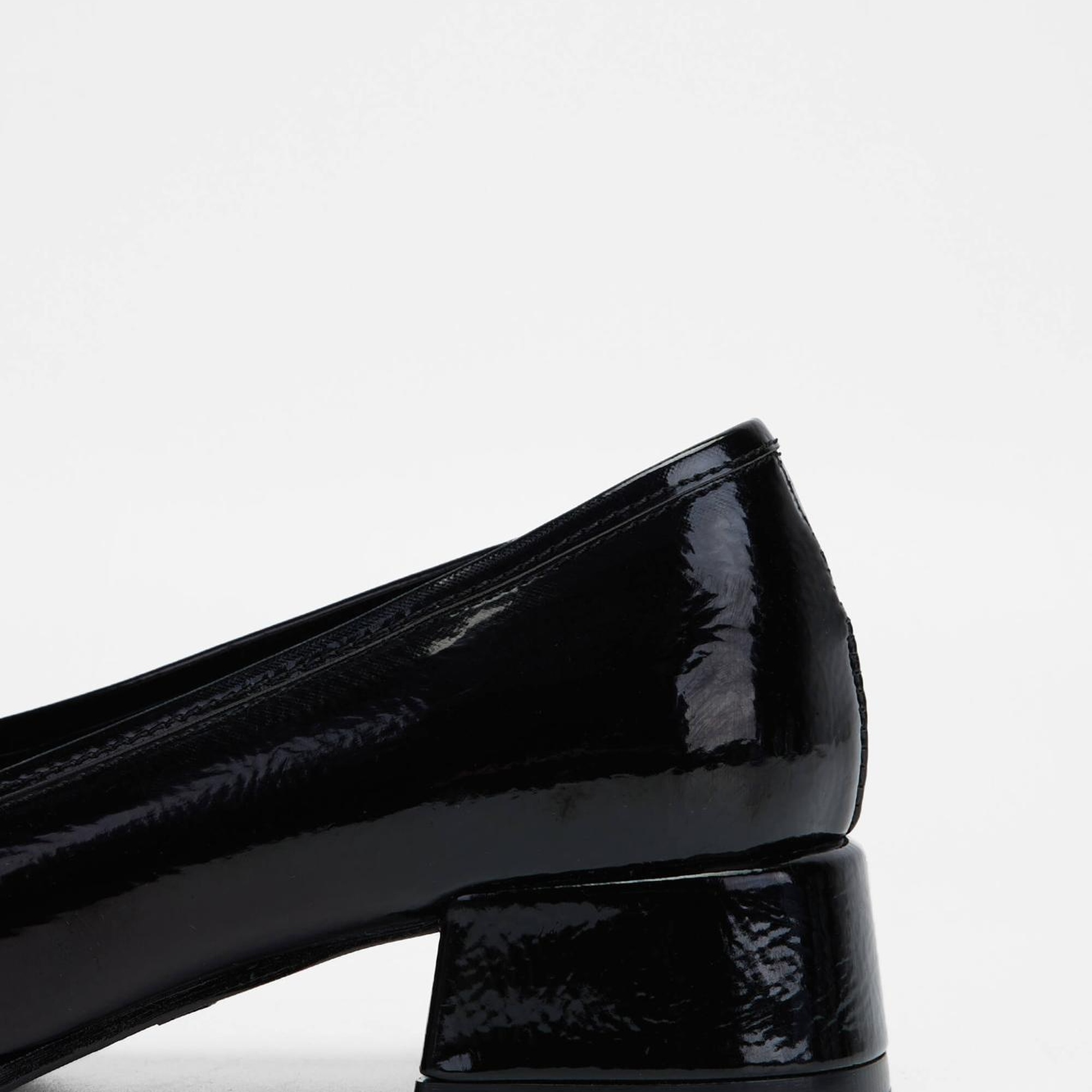 Tamer Tanca Kadın Vegan Siyah Rugan Topuklu Ayakkabı