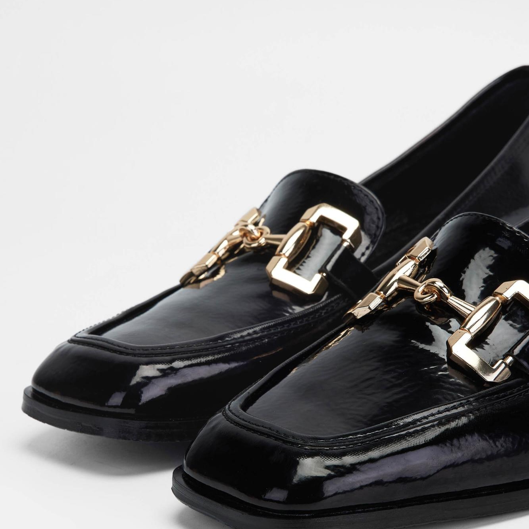 Tamer Tanca Kadın Vegan Siyah Rugan Topuklu Ayakkabı