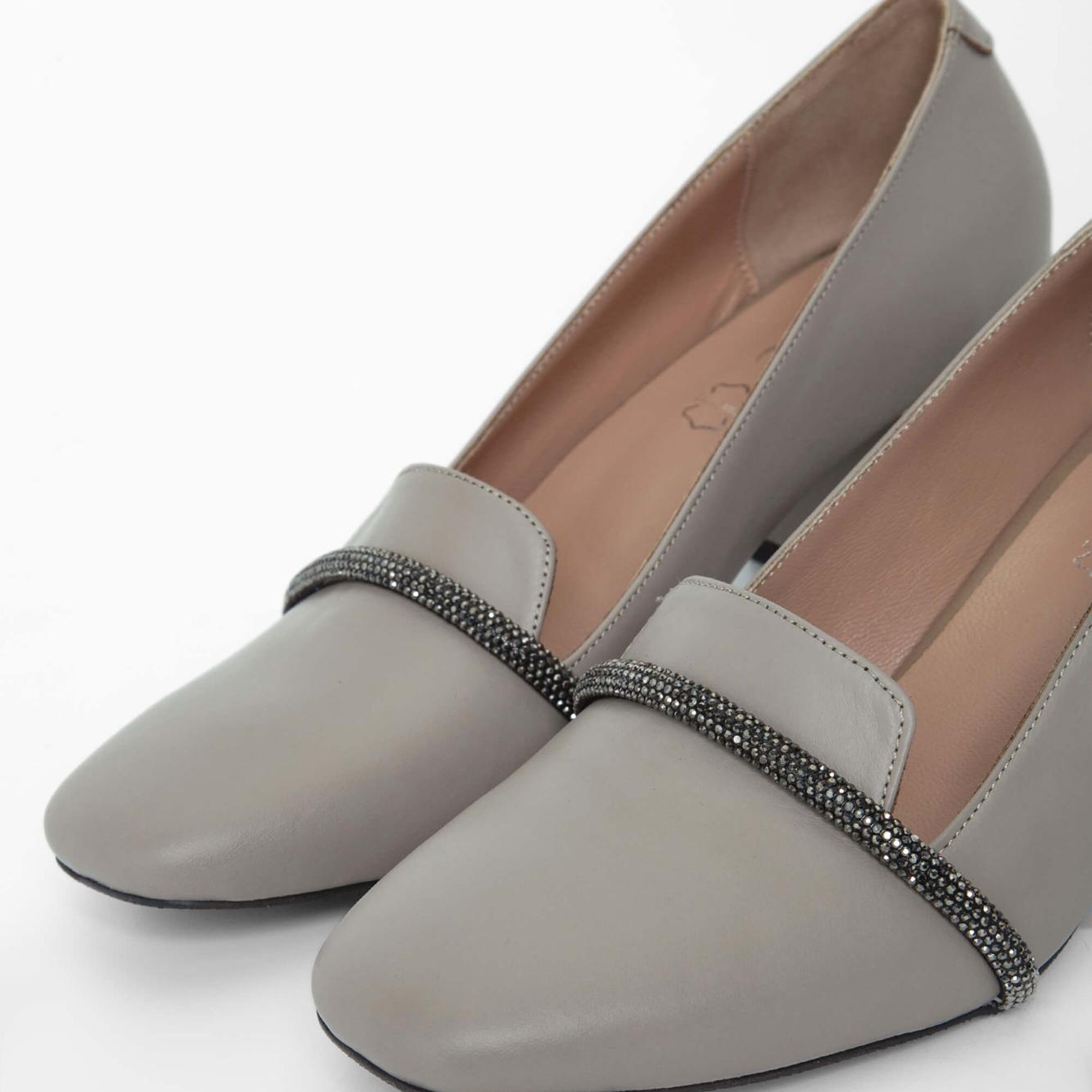 Tamer Tanca Kadın Hakiki Deri Vizon Topuklu Ayakkabı