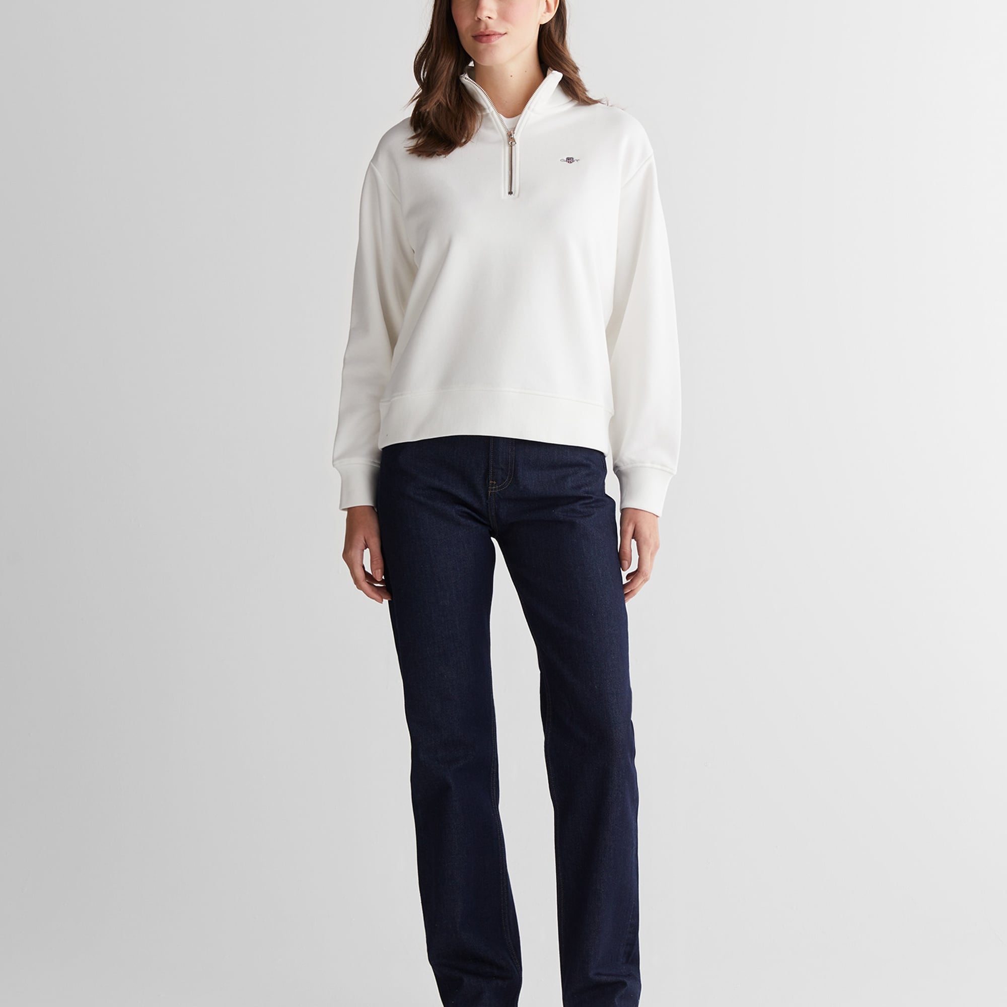 GANT Kadın Beyaz Relaxed Fit Yarım Fermuarlı Sweatshirt