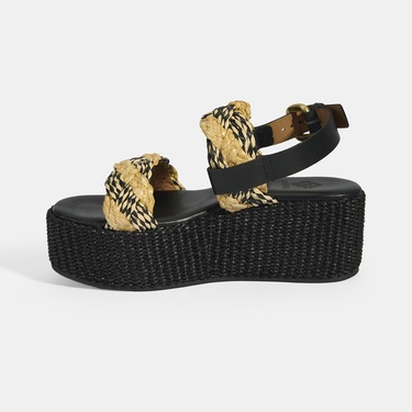  Kadın Siyah Ayarlanabilir Tokalı Hasır Detaylı Sandalet