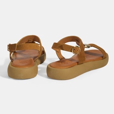  Kadın Taba Süet Gold Aksesuarlı Sandalet