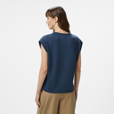  Nautica Kadın Lacivert Regular Fit T-Shirt