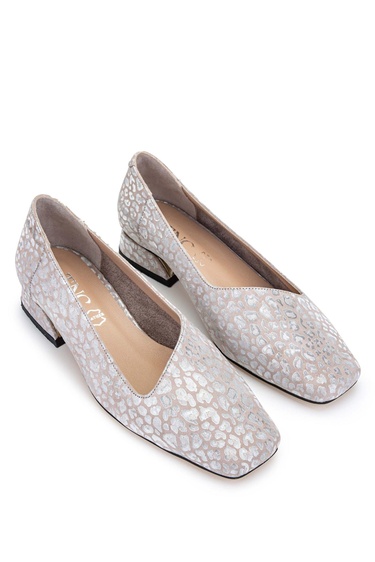  Tamer Tanca Kadın Hakiki Deri Lame Baskılı Topuklu Ayakkabı