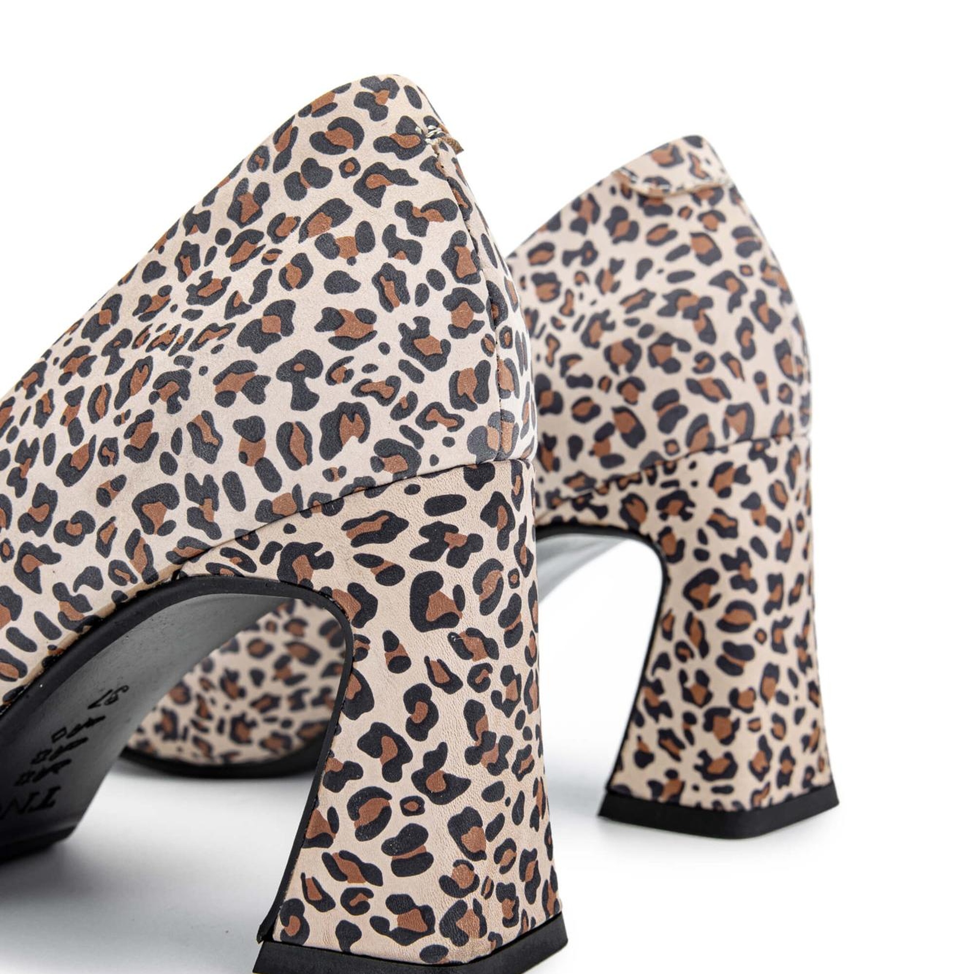 Tamer Tanca Kadın Hakiki Deri Leopar Topuklu Ayakkabı