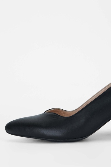  Tamer Tanca Kadın Hakiki Deri Siyah Deri Topuklu Ayakkabı