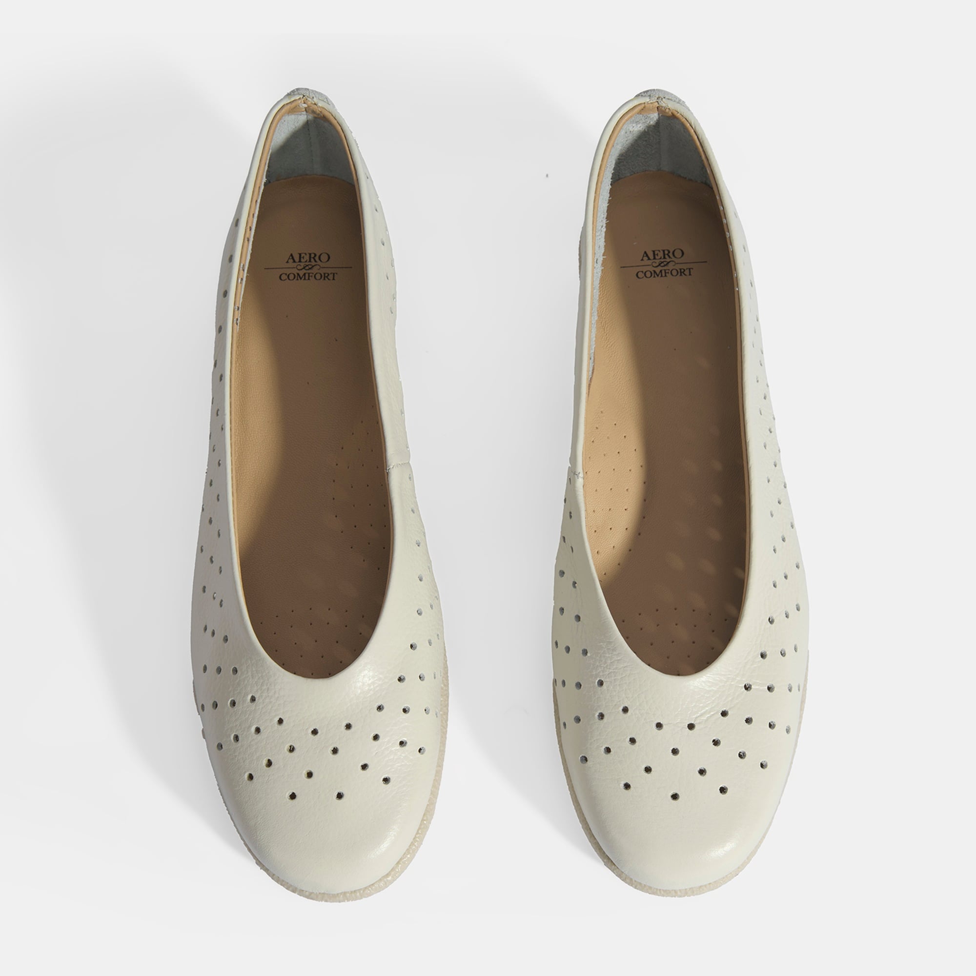 Kadın Beyaz Perforeli DesaComfort Günlük Ayakkabı