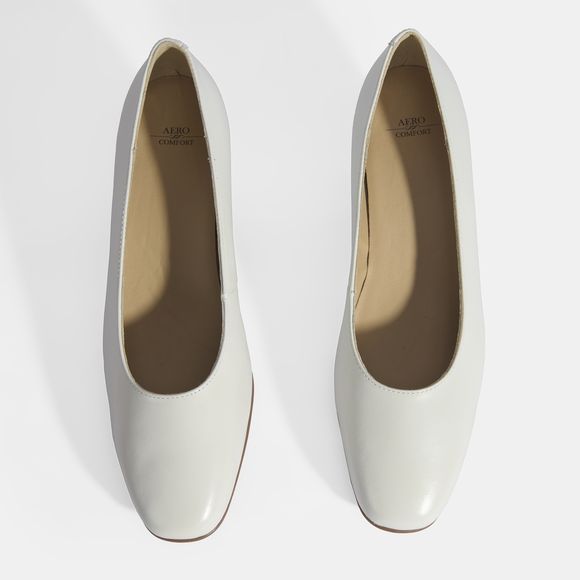 Kadın Beyaz DesaComfort Deri Klasik Topuklu Ayakkabı