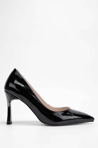  Tamer Tanca Kadın Vegan Siyah Rugan Stiletto Ayakkabı