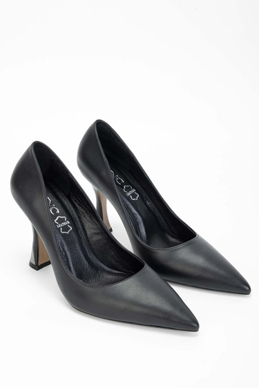  Tamer Tanca Kadın Vegan Siyah Stiletto Ayakkabı