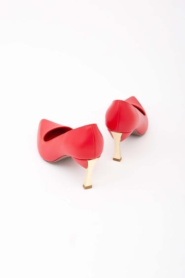  Tamer Tanca Kadın Vegan Kırmızı Stiletto Ayakkabı