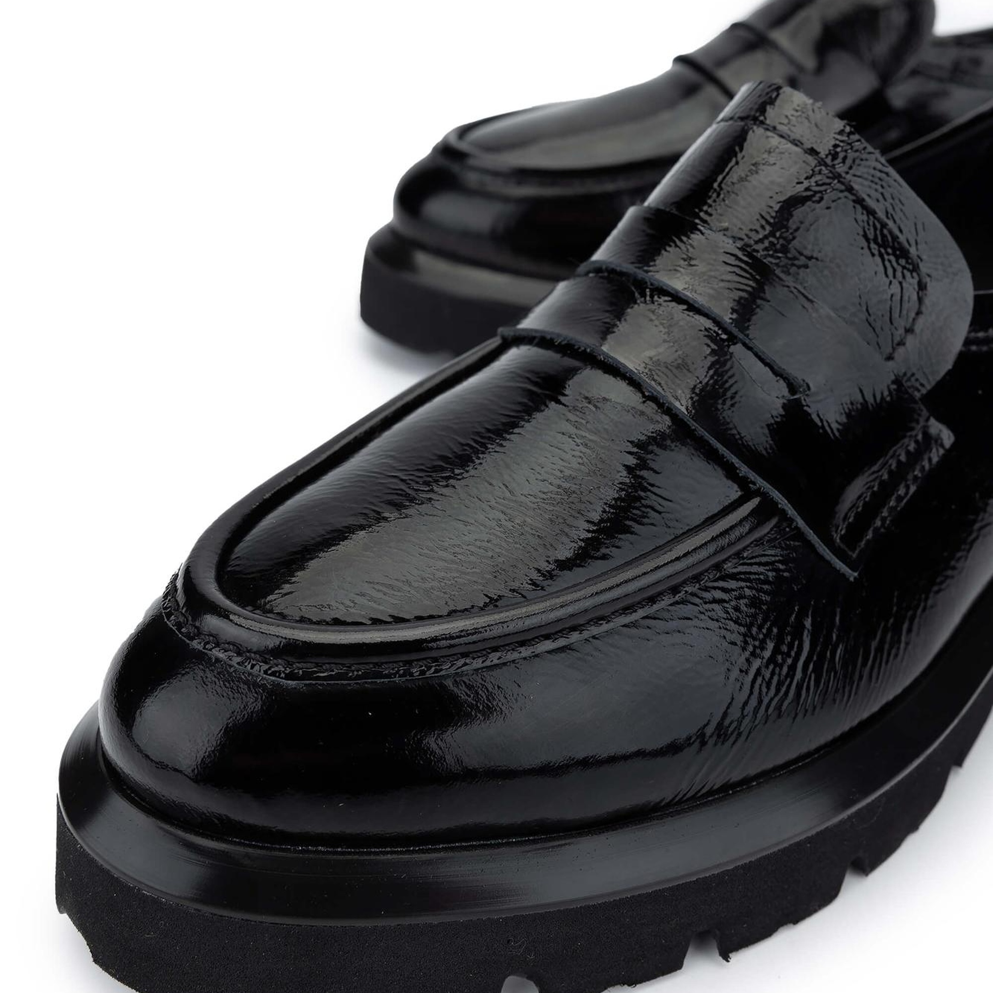 Tamer Tanca Kadın Hakiki Deri Siyah Rugan Loafer Ayakkabı