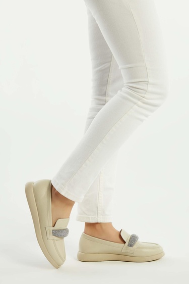  Tamer Tanca Kadın Hakiki Deri Bej Loafer Ayakkabı