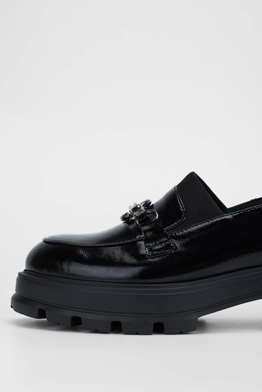  Tamer Tanca Kadın Hakiki Deri Siyah Rugan Loafer Ayakkabı