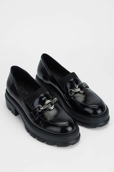  Tamer Tanca Kadın Hakiki Deri Siyah Rugan Loafer Ayakkabı