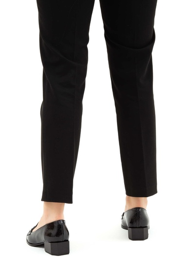  Tamer Tanca Kadın Hakiki Deri Siyah Rugan Loafer Ayakkabı