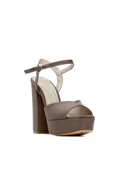  Tamer Tanca Kadın Vegan Bej Abiye Ayakkabı