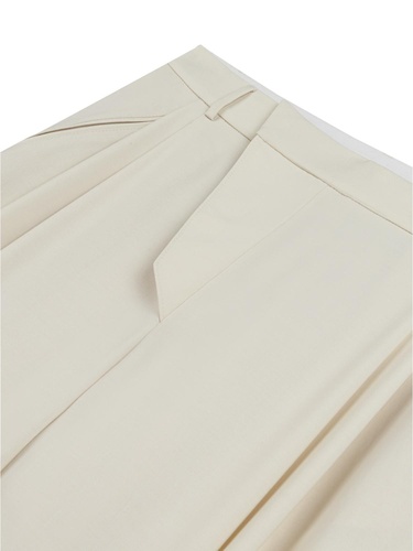  Asimetrik Pat Detaylı Pantolon