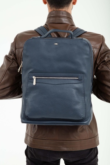  Tamer Tanca Erkek Hakiki Deri Lacivert Sırt Çantası
