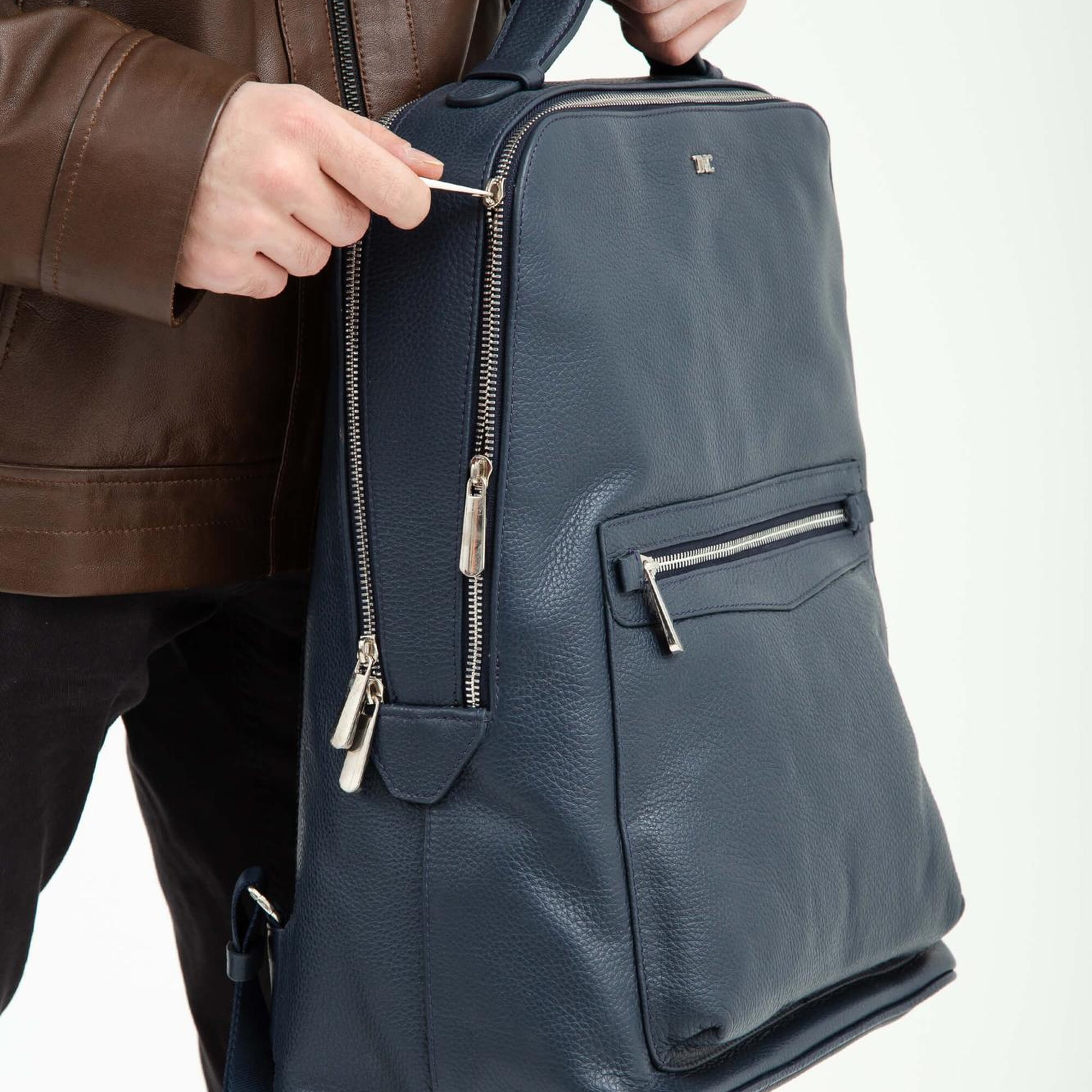 Tamer Tanca Erkek Hakiki Deri Lacivert Sırt Çantası