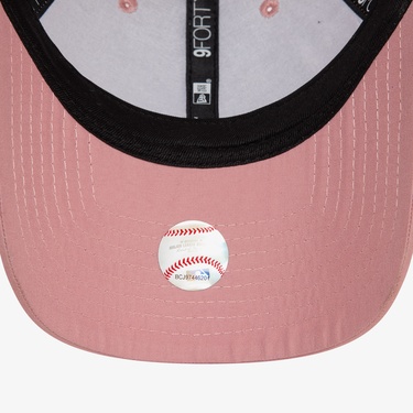 New Era 9Forty New York Yankees Kadın Pembe Şapka
