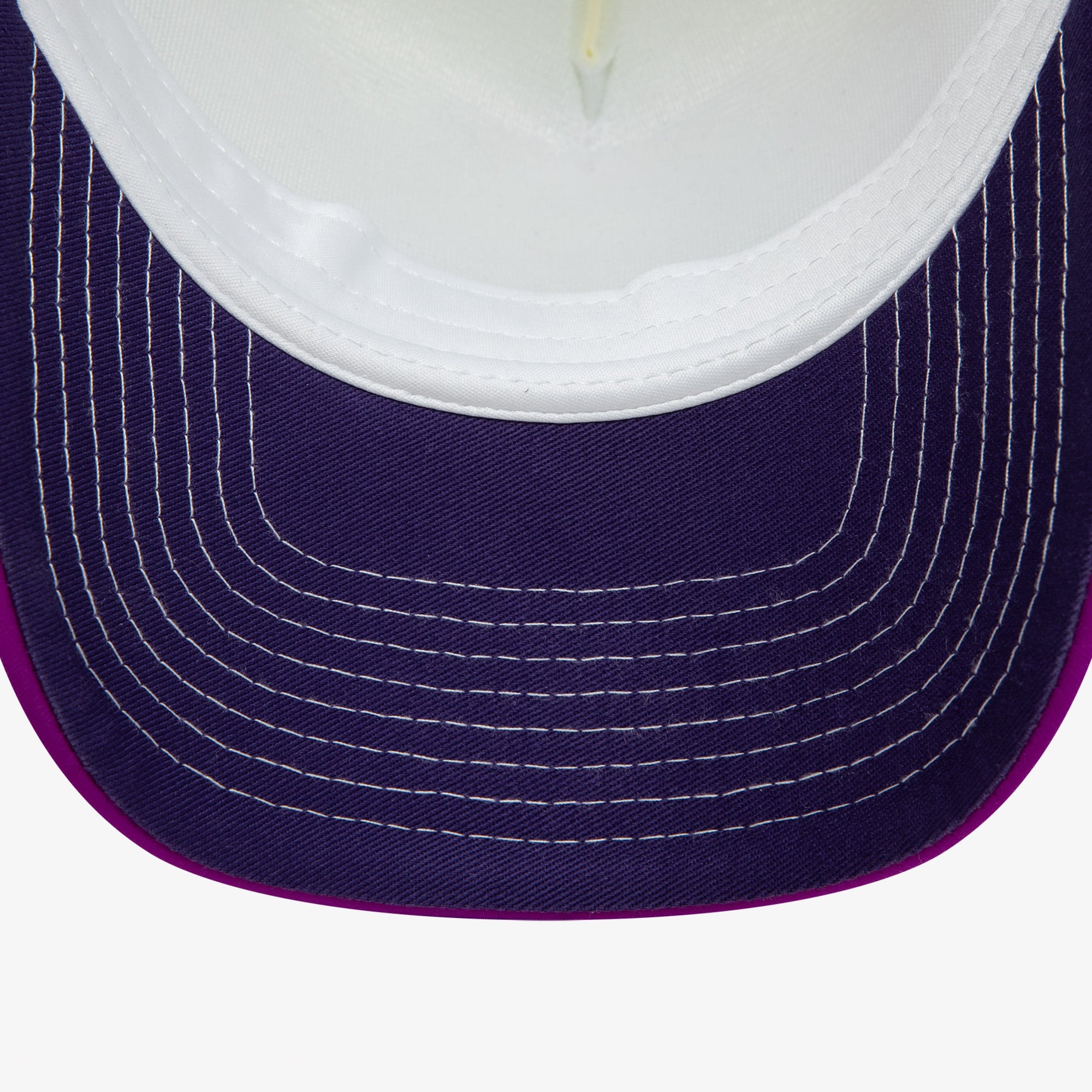 New Era Graphic Trucker Unisex Mor Şapka