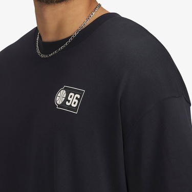  Under Armour Heavyweight Hoops Courtside Erkek Siyah T-Shirt