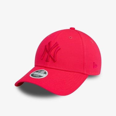  New Era League Essentials 9Forty New York Yankees Kadın Kırmızı Şapka