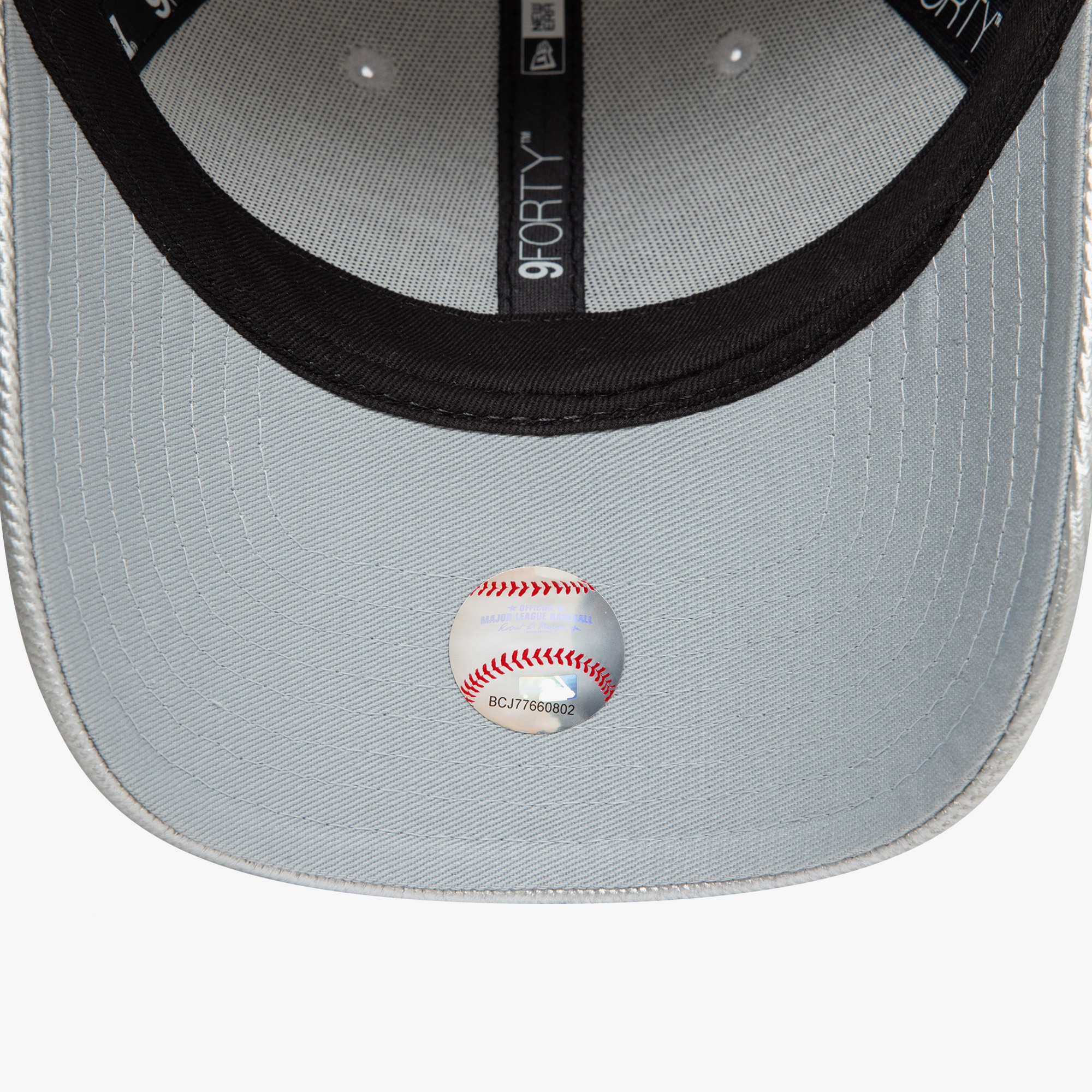 New Era Met Denim 9Forty Neyyan Kadın Gri Şapka