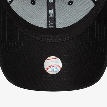  New Era New York Yankees Satin 9Forty Kadın Siyah Şapka
