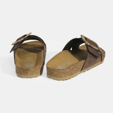  Kadın Kahve Ayarlanabilir Toka Detaylı Süet Terlik