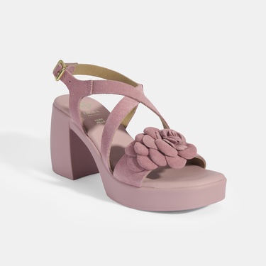  Kadın Pembe Ayarlanabilir Tokalı Süet Topuklu Sandalet