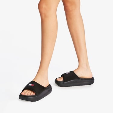  Tommy Hilfiger Comfy Pool Kadın Siyah Terlik