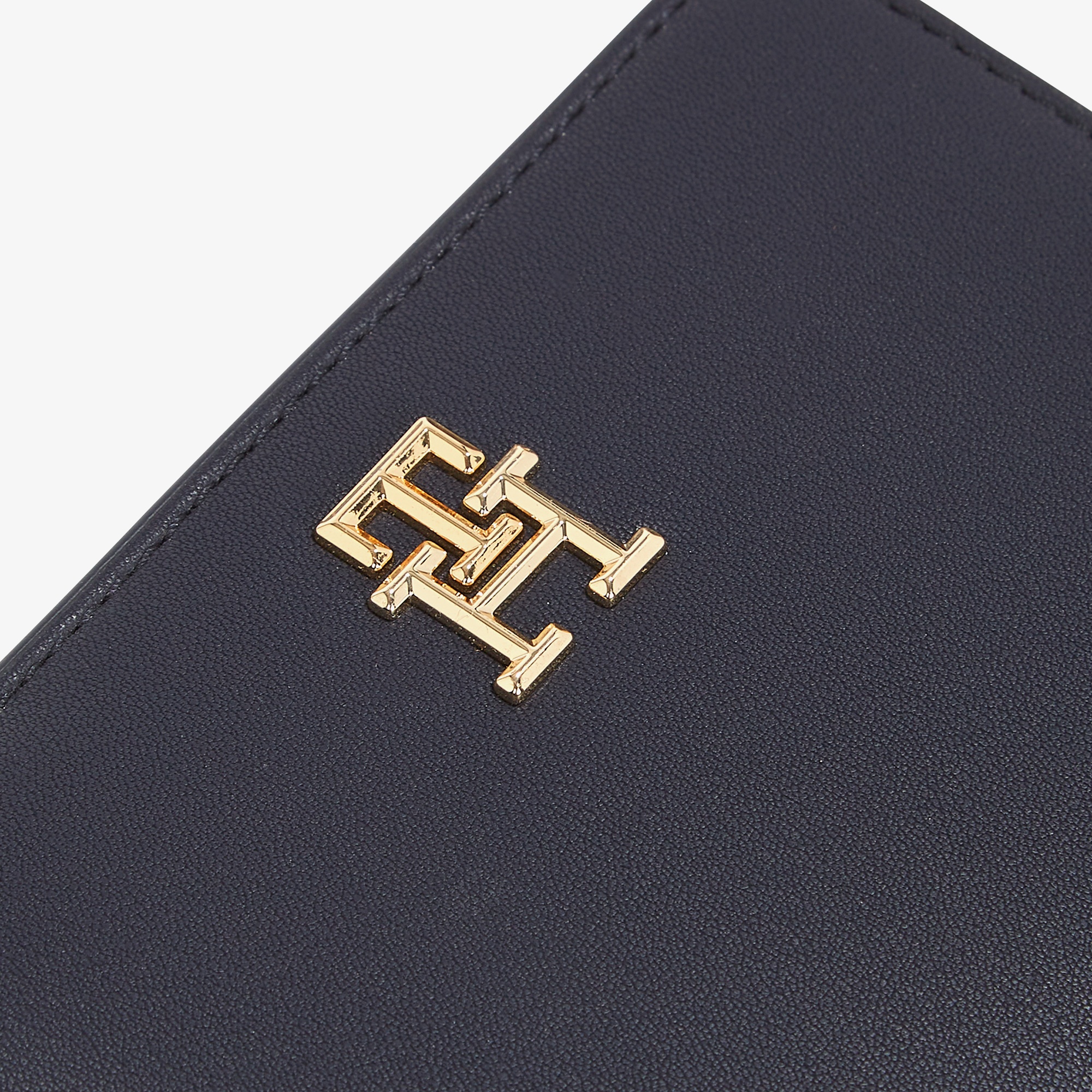 Tommy Hilfiger Logotape Med Kadın Lacivert Cüzdan